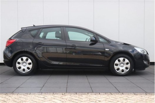 Opel Astra - 1.3 CDTi NAVI | AIRCO | CRUISE - 1