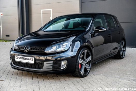 Volkswagen Golf - 6 GTD 2.0 TDI 170pk Xenon PDC RNS310 - 1