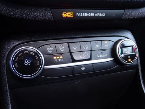Ford Fiesta - 1.0 EcoBoost ST-Line | Panoramadak | Navigatie | Climate Control | Cruise Control | - 1