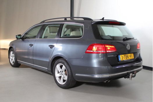 Volkswagen Passat Variant - 1.6 TDI Comfortl. BlueM.*DSG*NAVI*PDC V+A*Cruise - 1