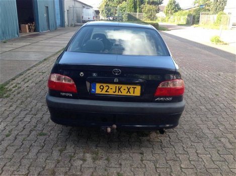 Toyota Avensis - 1.8-16V Linea Terra ZEER NETJES EN GOED ONDERHOUDENAIRCO - 1