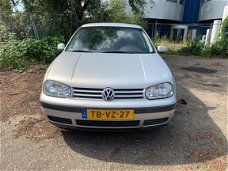 Volkswagen Golf - 1.6 Comfortline