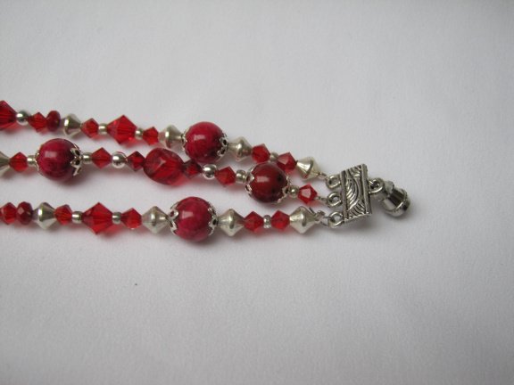 Armband zilverkleurig drie strengen cyclaam rood edelsteen en kristal kralen 18 cm - Afbeelding 7