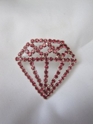 Broche zilverkleurig diamant model met roze kristal rijnsteentjes 3.8x3.6 cm - Afbeelding 2