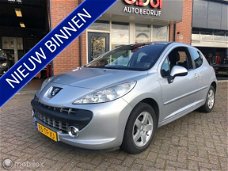 Peugeot 207 - - 1.4-16V XS Pack