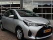 Toyota Yaris - 1.0 VVT-i Aspiration (1e Eigenaar, Airco, Navigatie, Bluetooth, Elektr.Ramen, Centr.V - 1 - Thumbnail