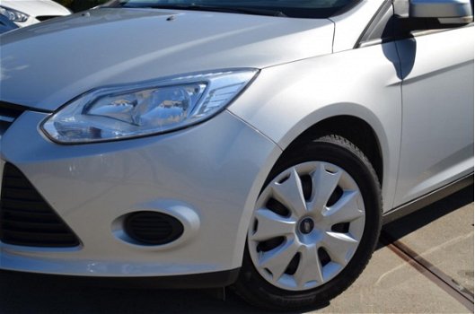 Ford Focus - 1.6 TI-VCT Lease Trend Airco | Cruise | NAP - 1