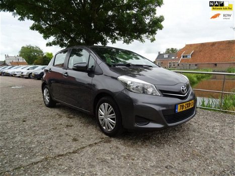 Toyota Yaris - 1.0 VVT-i Aspiration | Navi + Camera + Airco nu € 6.750, - 1