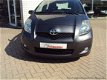 Toyota Yaris - - 1.3 VVTi Aspiration navigatie/bluetooth - 1 - Thumbnail