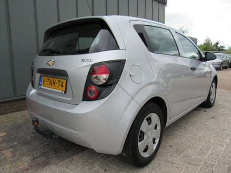 Chevrolet Aveo - 1.2 LS //APK//NAP//Airco//Cruise//Elec.Ramen//CV+AB//Trekhaak// - 1