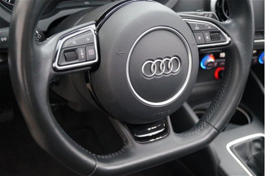 Audi A3 Sportback - 1.4 TFSI Sport Xenon Navi Panodak uniek - 1
