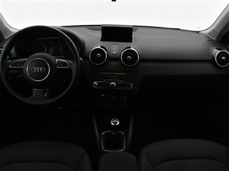 Audi A1 Sportback - 1.0 TFSI Adrenalin // Navi / S-Line exterieur / Cruise / Lichtmetaal - 1