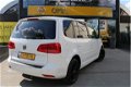 Volkswagen Touran - 2.0TDI Comfortline DSG Automatic - 1 - Thumbnail