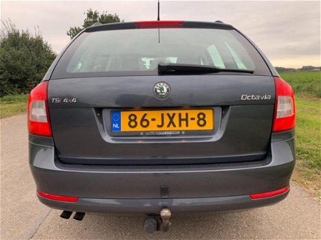 Skoda Octavia Combi - 1.8 TSI 4x4 Ambition / 160 nap - 1