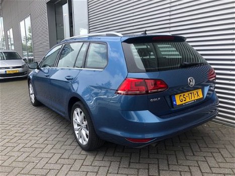 Volkswagen Golf Variant - 1.2 TSI Highline Executive / Navigatie / PDC / 17