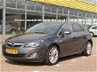 Opel Astra - 1.6 Turbo Cosmo TREKHAAK / XENON / VOLLEDIG LEER - 1 - Thumbnail