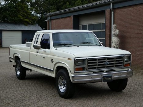 Ford F250 - USA Pick up - 1
