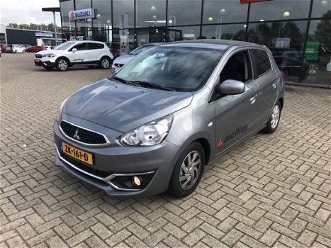 Mitsubishi Space Star - 1.0 Active Demo voordeel € 14.950, - 1