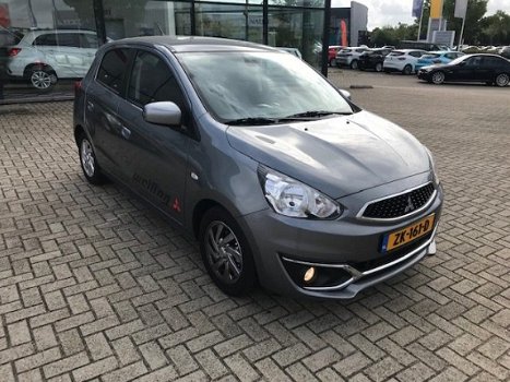 Mitsubishi Space Star - 1.0 Active Demo voordeel € 14.950, - 1