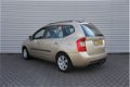 Kia Carens - 2.0 CVVT X-ecutive | Automaat | Airco | Cruise | Trekhaak | Dealeronderhouden | Nette a - 1 - Thumbnail