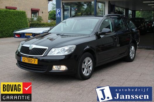 Skoda Octavia Combi - 1.2 TSI Ambition Business Line Navi Clima Thaak Cruise Pdc - 1