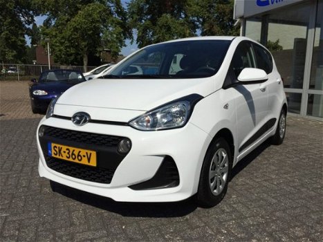 Hyundai i10 - 1.0i Comfort / 5 drs/ AIRCO - 1