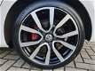 Volkswagen Golf - 2.0 GTI 5DRS DSG / NAVIGATIE / LEDER / XENON / DAK - 1 - Thumbnail