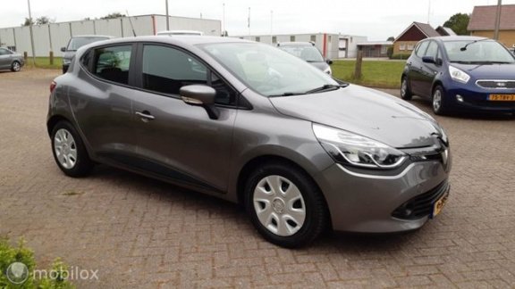 Renault Clio - - 0.9 TCe Expression navi - 1