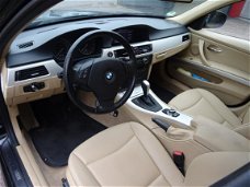 BMW 3-serie - 318i Corporate Lease Business Line