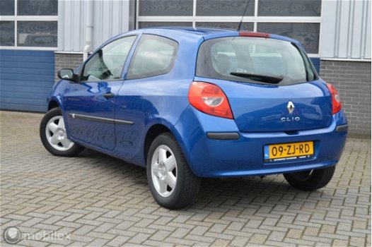 Renault Clio - 1.2-16V Dynamique - 1