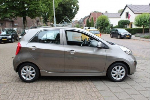 Kia Picanto - 1.2 ExecutiveLine 5DRS - 1