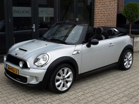 Mini Mini Cabrio - 1.6 Cooper S Chili NAVI/LEDER LOUNGE/XENON NIEUWSTAAT - 1