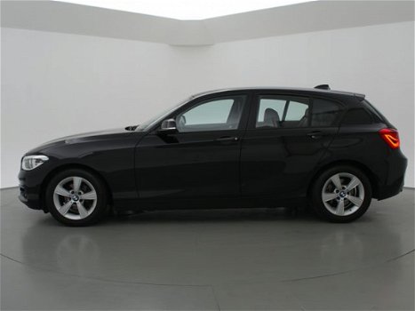 BMW 1-serie - 116D EDE SPORT + LEDER / SPORTSTOELEN / NAVI PRO / HARMAN/KARDON - 1