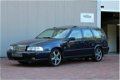 Volvo V70 - 2.3 R AWD AUTOMAAT YOUNGTIMER BTW AUTO - 1 - Thumbnail