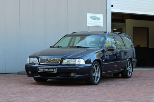 Volvo V70 - 2.3 R AWD AUTOMAAT YOUNGTIMER BTW AUTO - 1