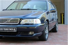 Volvo V70 - 2.3 R AWD AUTOMAAT YOUNGTIMER BTW AUTO