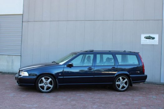 Volvo V70 - 2.3 R AWD AUTOMAAT YOUNGTIMER BTW AUTO - 1