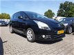 Peugeot 5008 - 1.6 e-HDi Blue Lease Executive 7-pers. AUT. *NAVI+CRUISE+ECC+2XPDC - 1 - Thumbnail