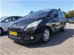 Peugeot 5008 - 1.6 e-HDi Blue Lease Executive 7-pers. AUT. *NAVI+CRUISE+ECC+2XPDC - 1 - Thumbnail