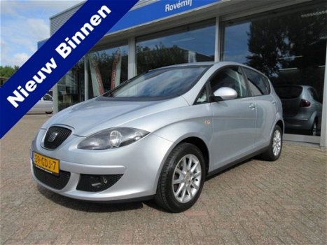 Seat Altea - 1.6 Lifestyle TREKHAAK/ PARKEERSENSOREN/ CLIMATRONIC/ DEALER ONDERHOUDEN - 1