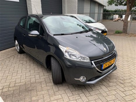 Peugeot 208 - 1.2 VTi Envy - 1