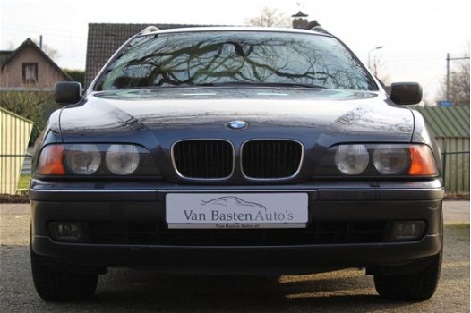 BMW 5-serie Touring - 528i Executive | E39 | AUT | Leder | Youngtimer - 1