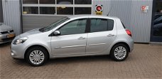 Renault Clio - 1.2 Collection 5 Deurs Airco Trekhaak Cruise