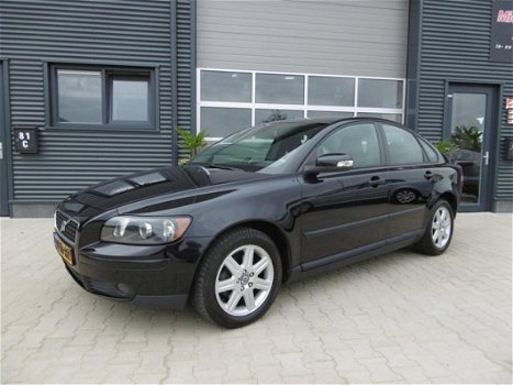 Volvo S40 - 1.8 Edition I Airco Clima Cruise Control Navigatie - 1