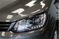 Volkswagen Touran - 1.6 TDI Comfortline BlueMotion 7p. XENON NAVIGATIE 7-PERSOON - 1 - Thumbnail