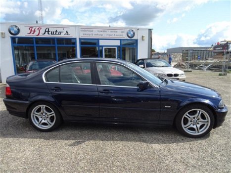 BMW 3-serie - 320i Executive nette 320i - 1