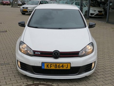 Volkswagen Golf - 2.0 GTI F1 DSG- Nieuwe APK - getuned - 1