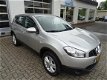 Nissan Qashqai - 1.6 Acenta Clima, Cruise, stoelverwarming, trekhaak - 1 - Thumbnail