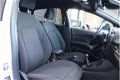 Ford Fiesta - ST-LINE 1.0 100PK | SPOILER | LIGHT UPGRADE | PRIVACY GLASS | NAVIGATIE - 1 - Thumbnail