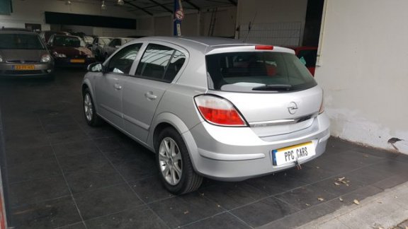 Opel Astra - 1.4 Essentia Mooiste van Nederland dealer onderhouden - 1